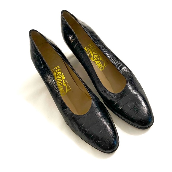 Salvatore Ferragamo Vintage Black Pumps 7 - Picture 8 of 8